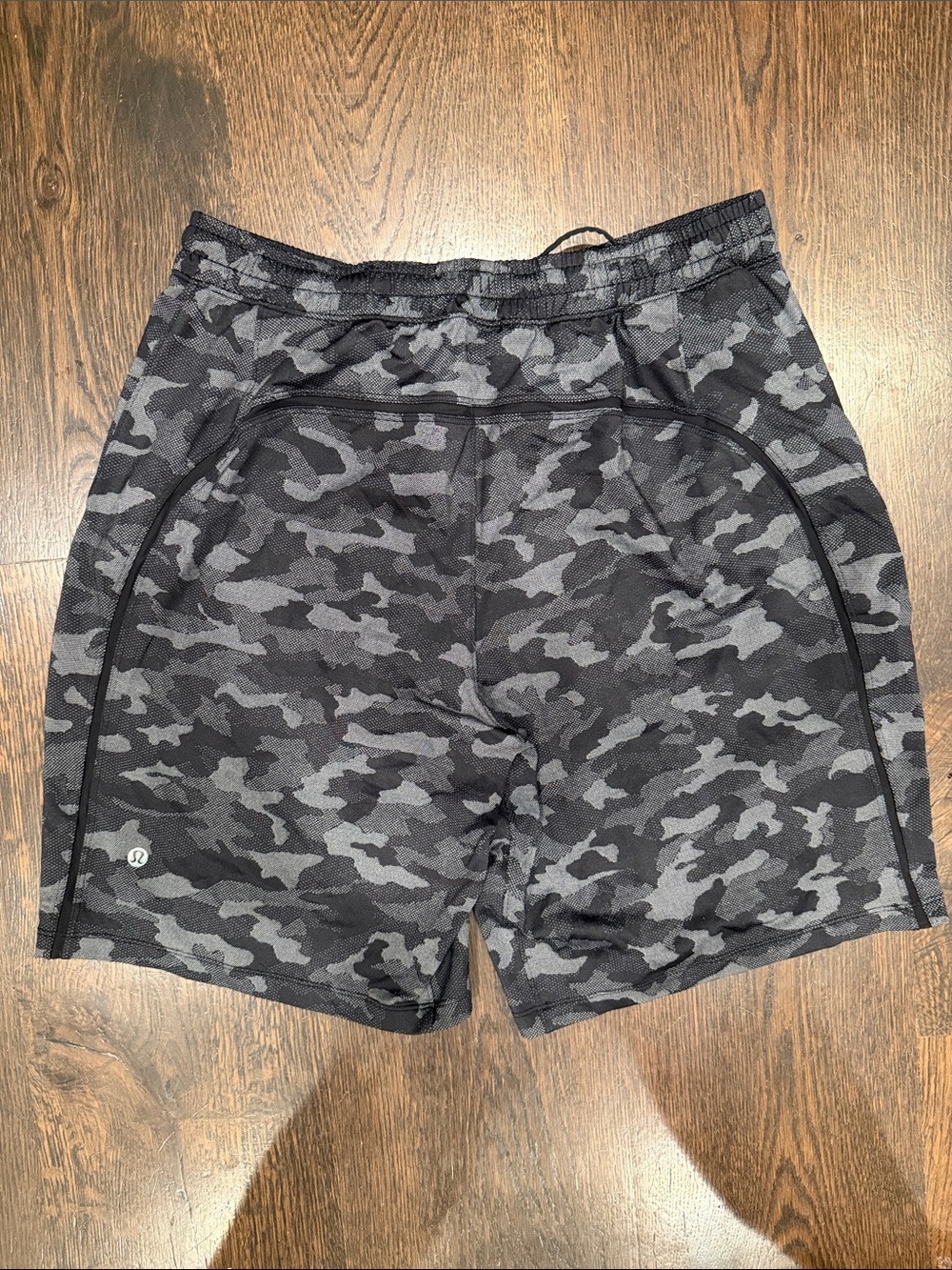 Lululemon Men's Pace Breaker 9” Lined Short Black Camo Performance Shorts - Picture 3 of 9